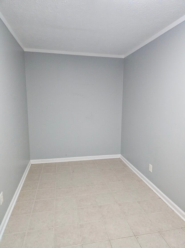 Building Photo - 270 Huckleberry Ln