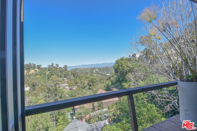 Building Photo - 8895 Appian Way