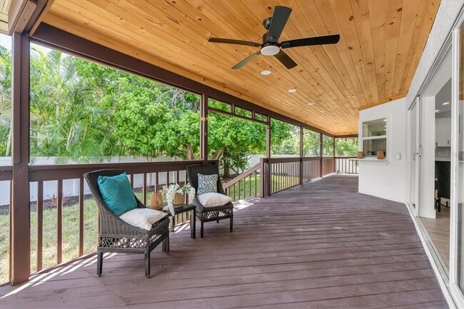 Building Photo - 630 Pinta Dr