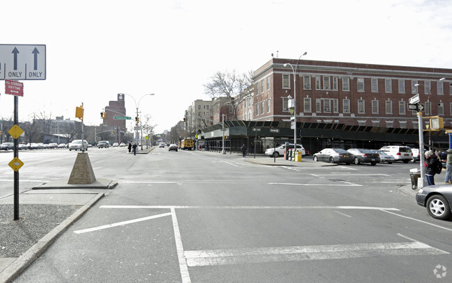 Building Photo - 2665 Grand Concourse