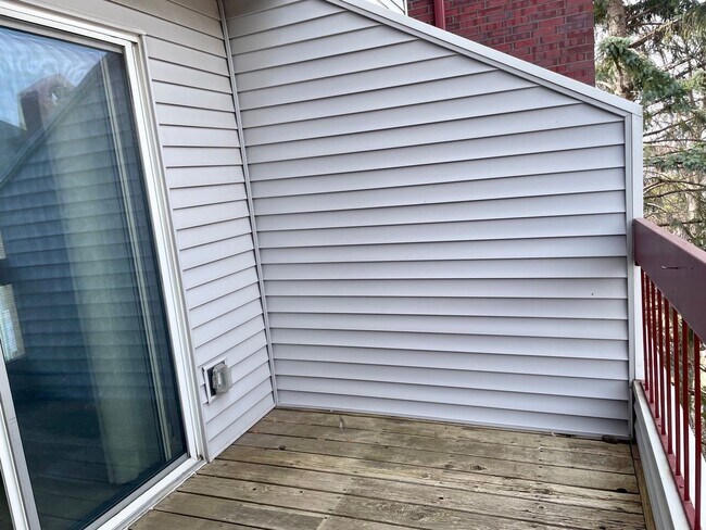 Building Photo - Luxury 2 Bedroom Condo in Centennial Lakes...