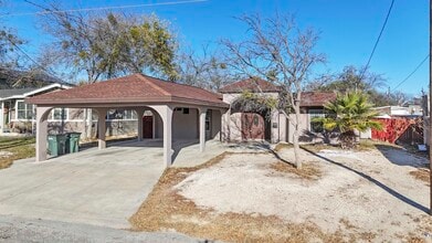 Building Photo - 1805 Ave C