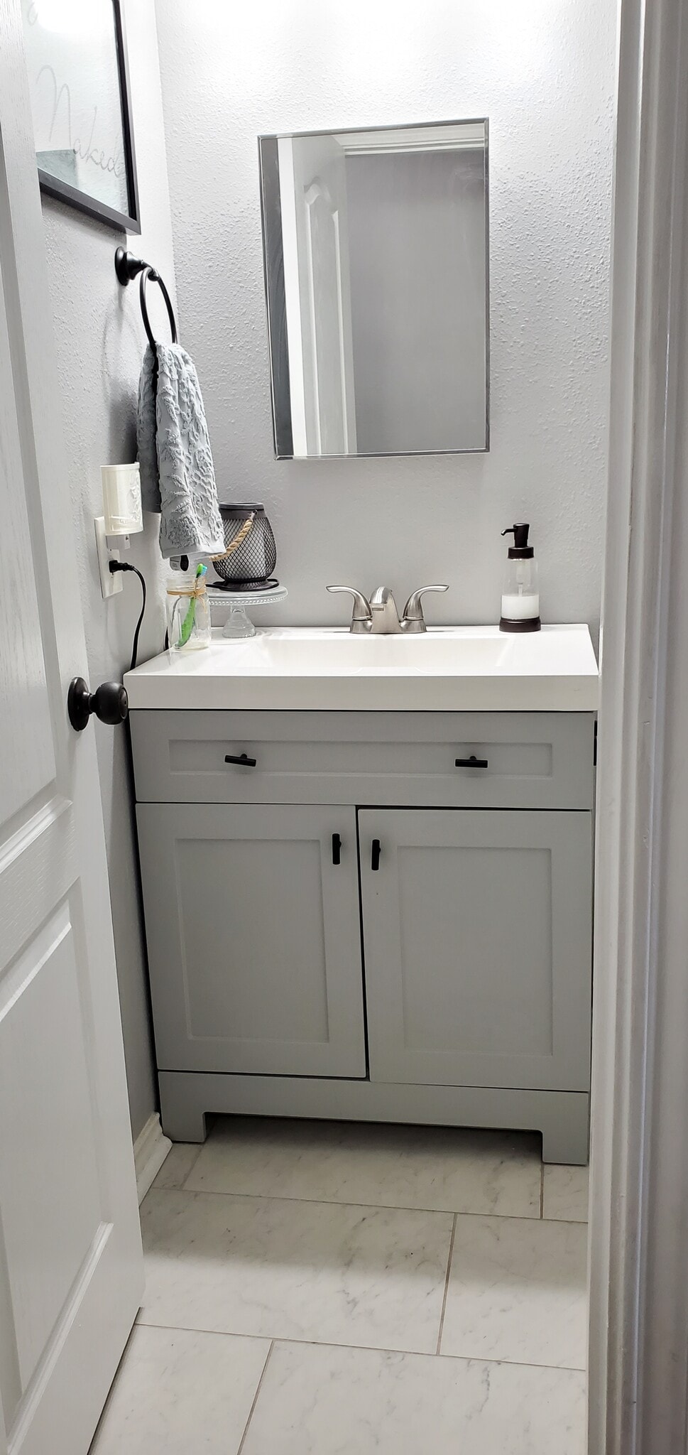 Secondary Bathroom - 7331 Cortland Crk