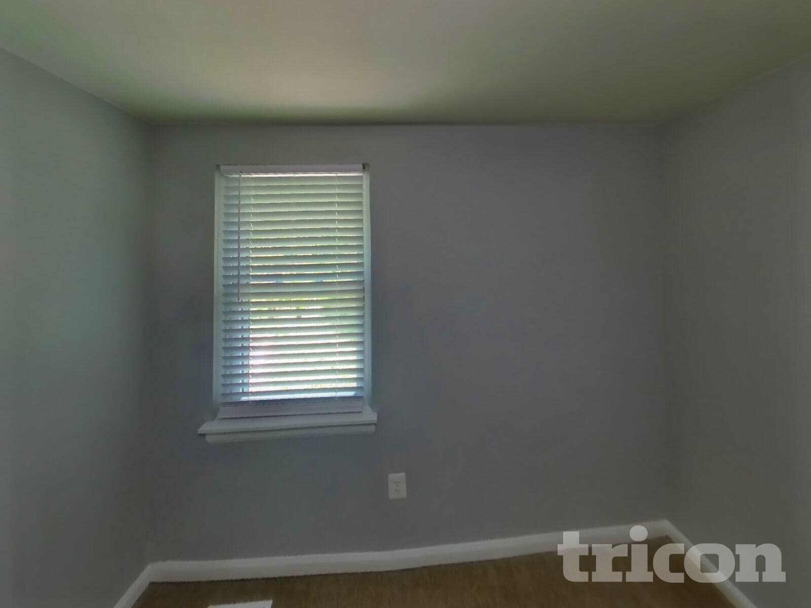 Building Photo - 9226 Throgmorton Rd