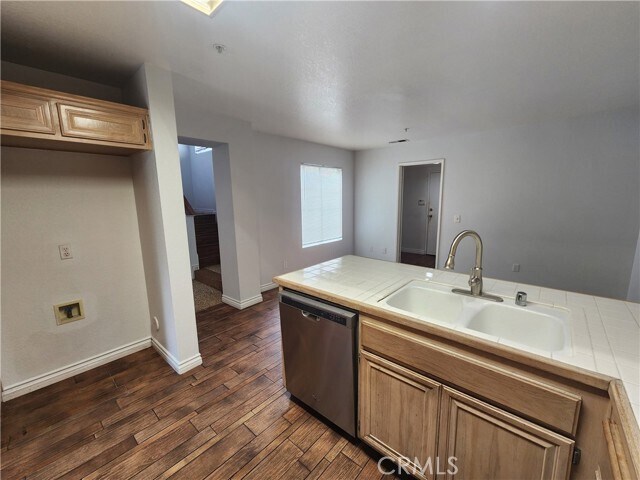 Building Photo - 7613 Haven Ave