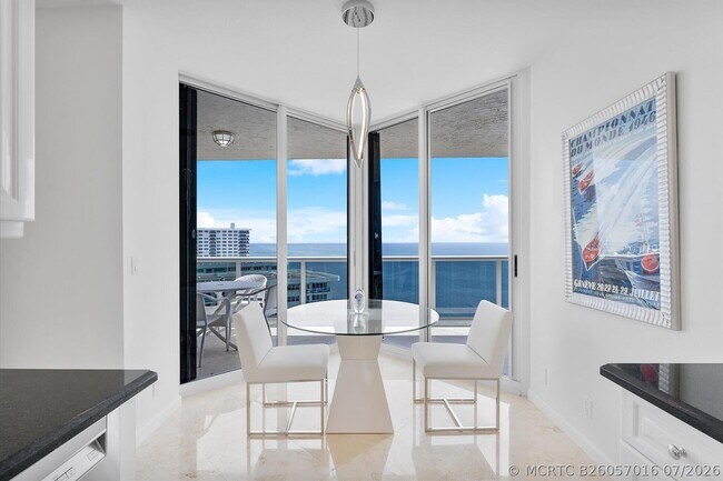 Building Photo - 3200 N Ocean Blvd