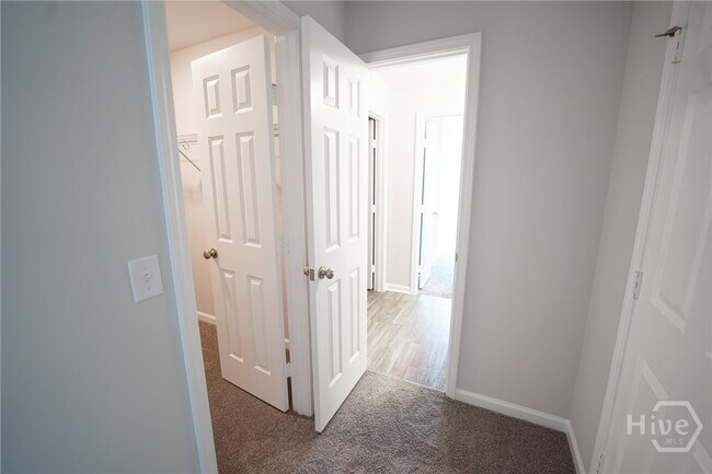 Building Photo - 125 Chilburn Cir