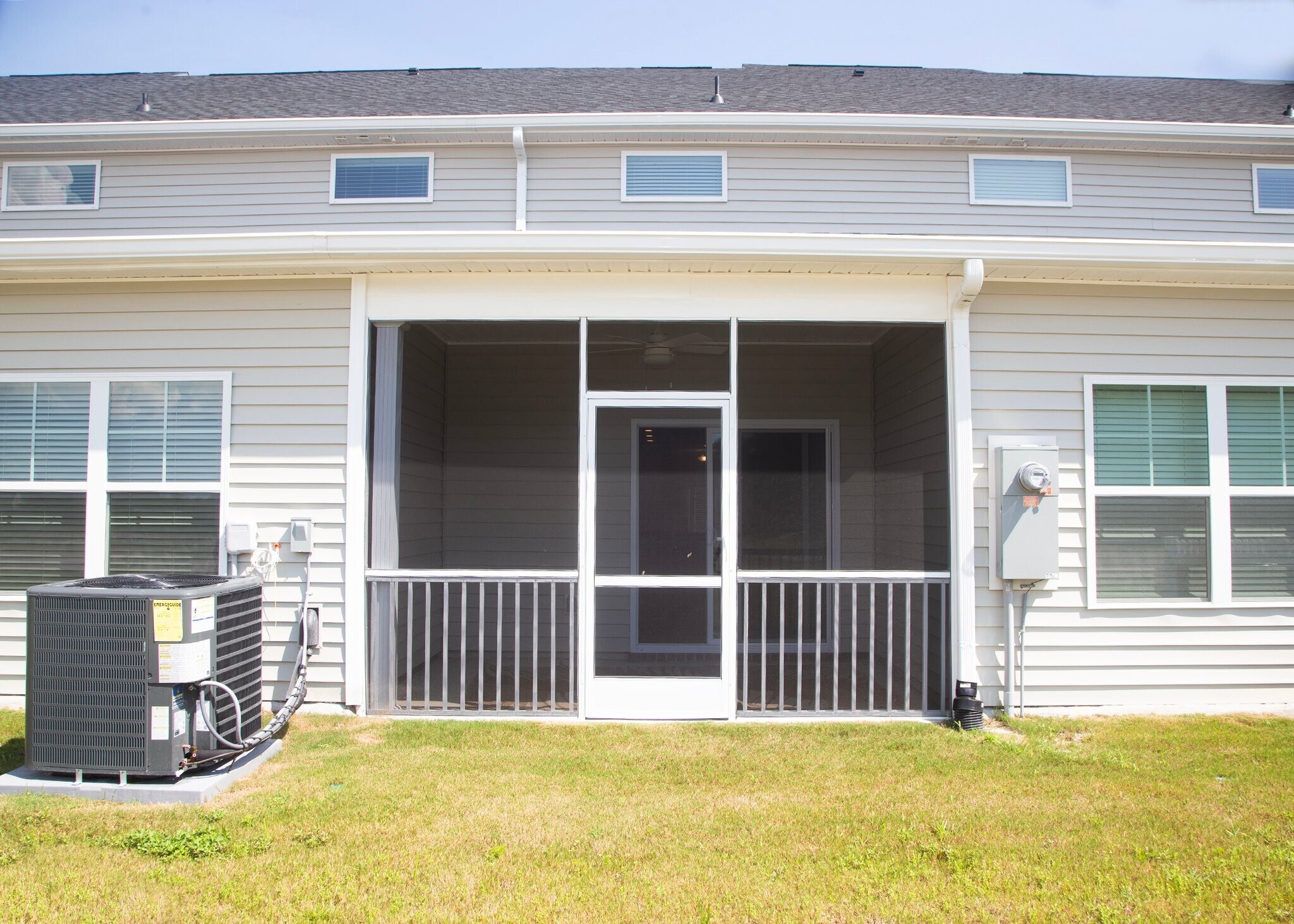 Building Photo - 225 Cline Wy
