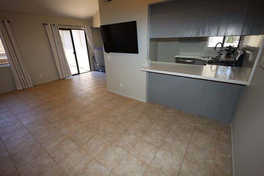 Building Photo - 28092 Mariposa