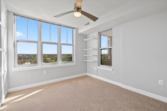 Building Photo - Stunning 9th-Floor Retreat at The Mercer