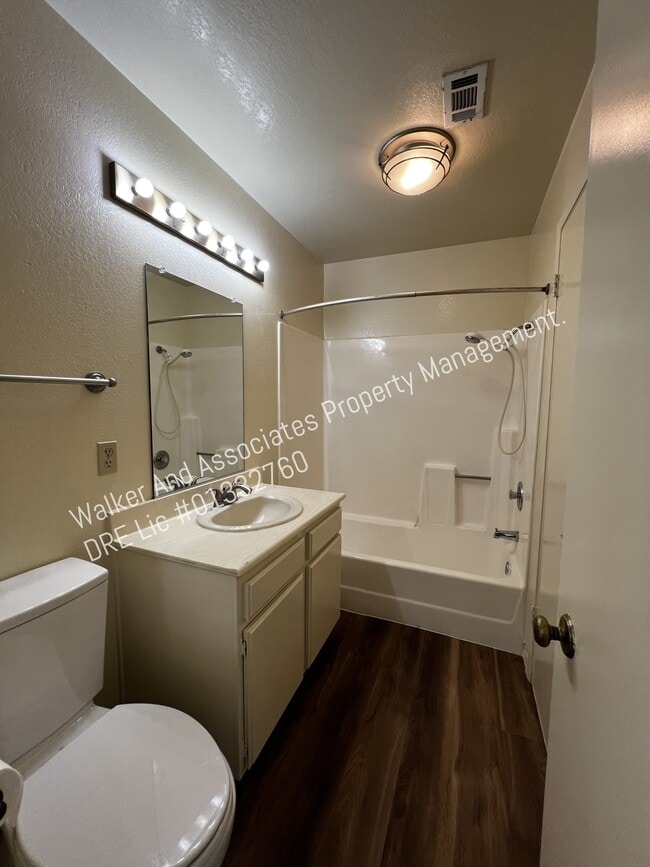 Building Photo - 1161 Sumner Pl