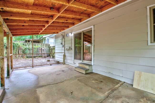 Building Photo - 7002 W Wakefield Dr