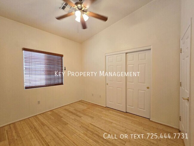 Building Photo - 9726 Tomorrow Ct