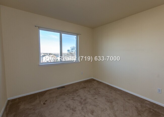 Building Photo - 985 Ridgebury Pl