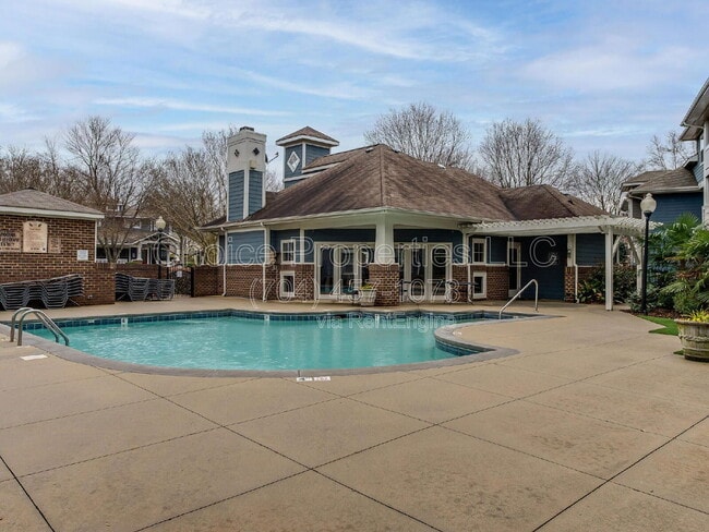 Building Photo - 415 Mather Green Ave