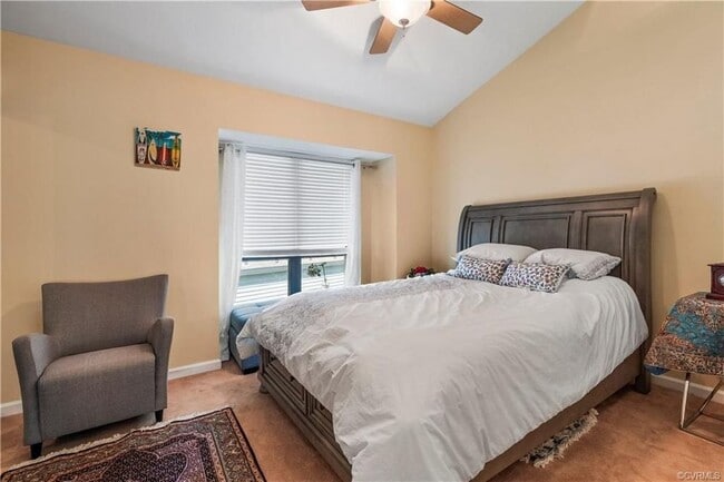 Building Photo - 2912 Woodbridge Crossing Dr