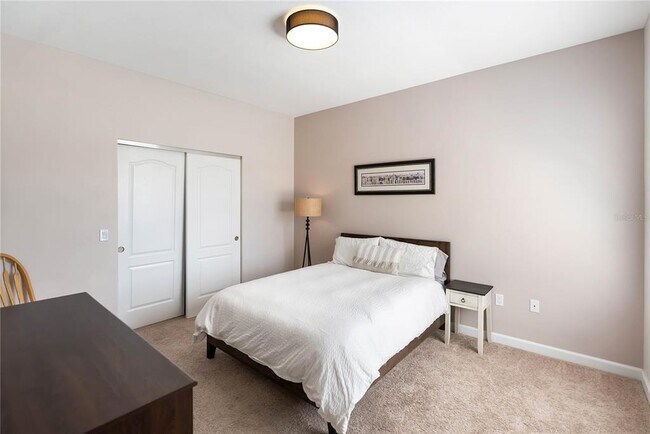 Building Photo - 6616 7th Ave Cir W