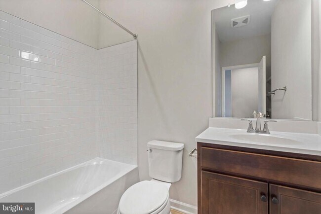 Building Photo - 1727 Evansberry Dr