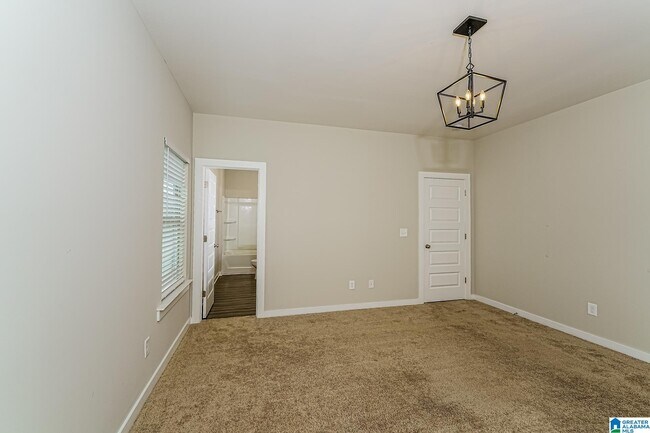 Building Photo - 98 Kings Wy