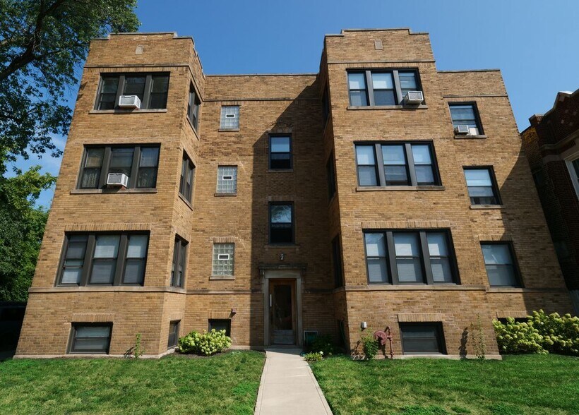 Building Photo - 1764 W North Shore Ave