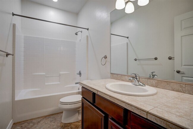 Building Photo - Large 4 bed, 3 bath home in Prescott for R...