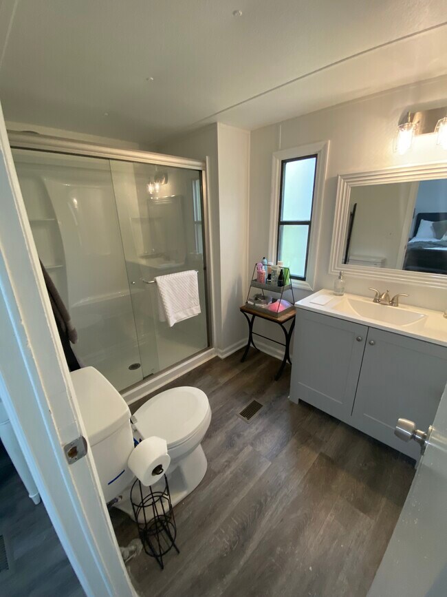 Building Photo - 416 Ranch Rd