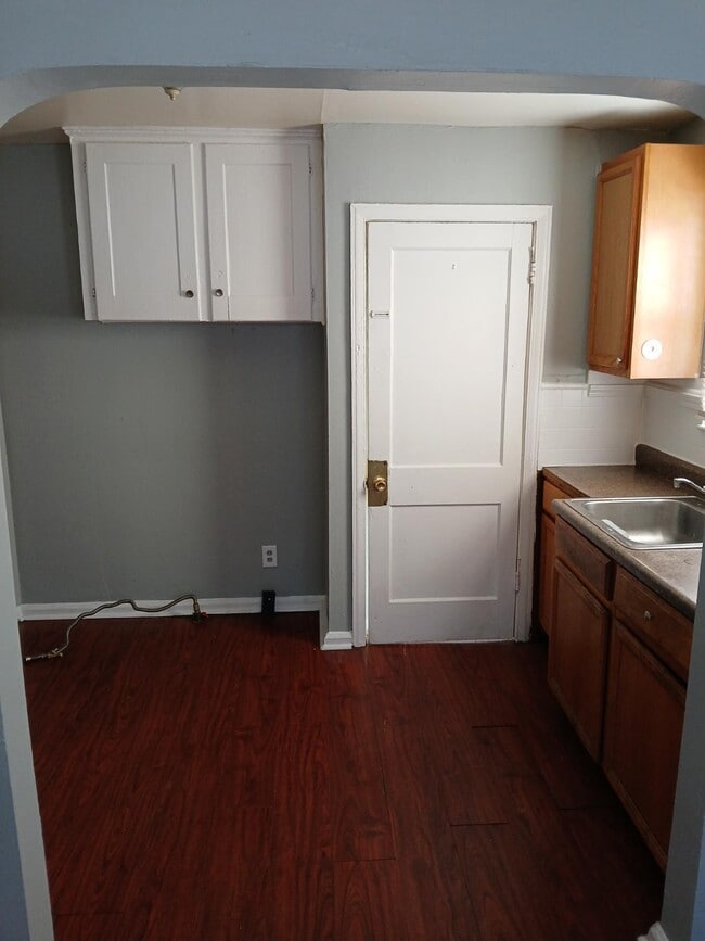 Building Photo - 12648 Mettetal St