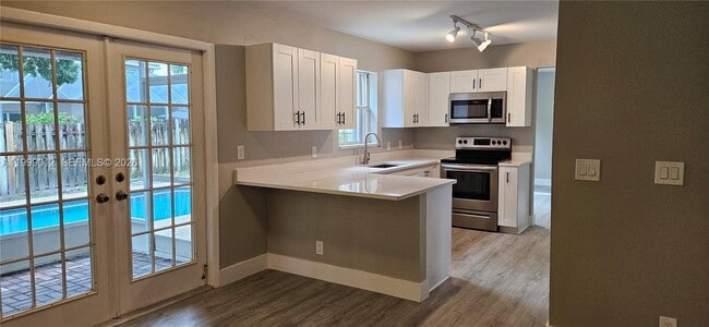 Building Photo - 4020 Sabal Lakes Rd