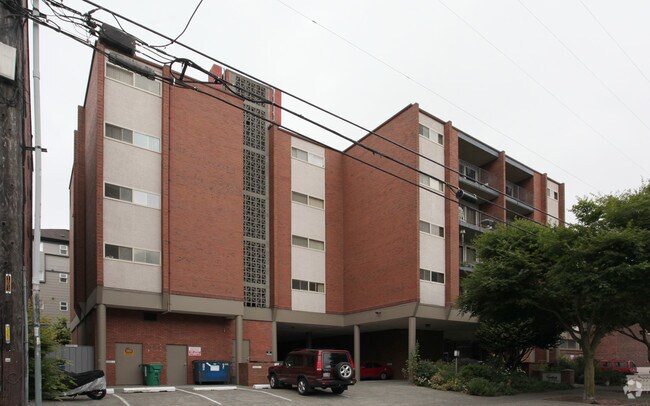 Ramayana Apartments - RAM Ramayana Apartments