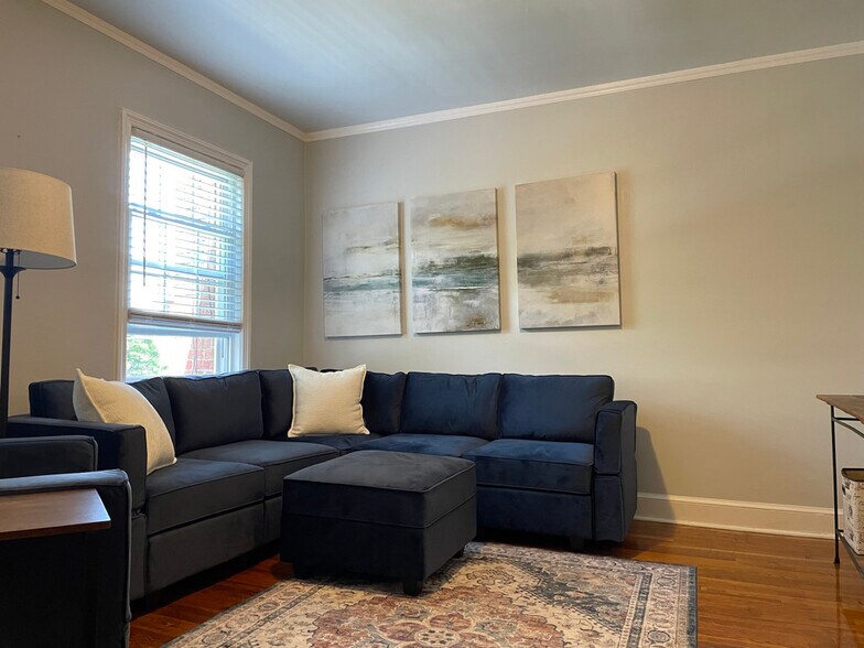 Building Photo - 2613 39th St NW