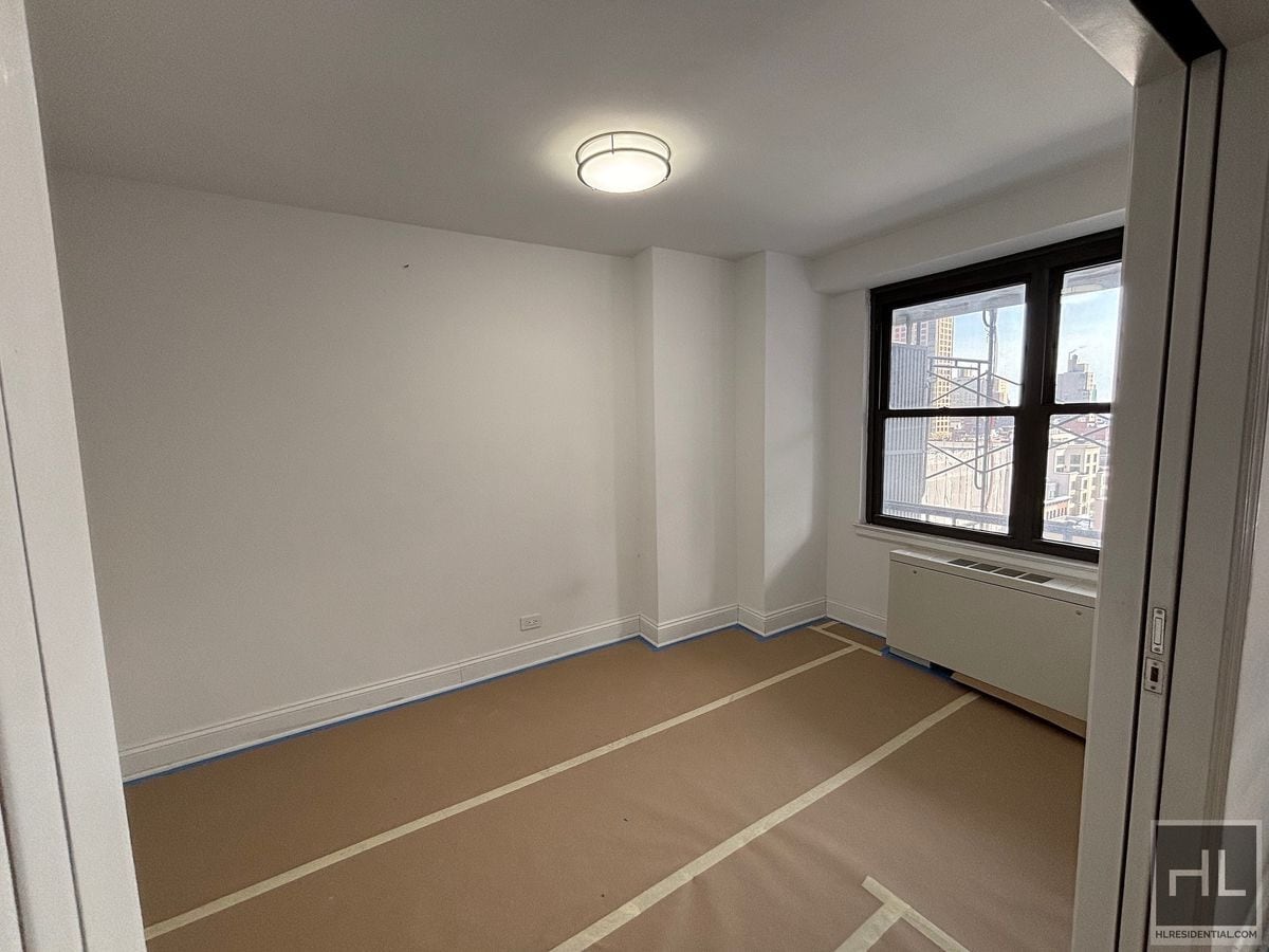 Building Photo - East 82nd Street