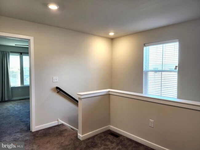 Building Photo - 4901 Brookside Ct