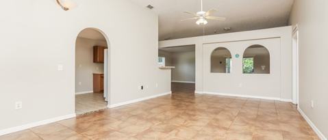 Building Photo - 2208 Kingscrest Cir