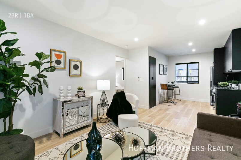 Building Photo - 231 Lucas Ave