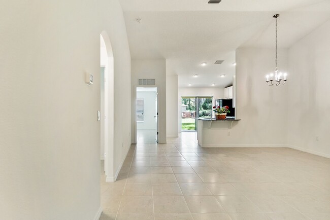 Building Photo - 22 Slumberland Path