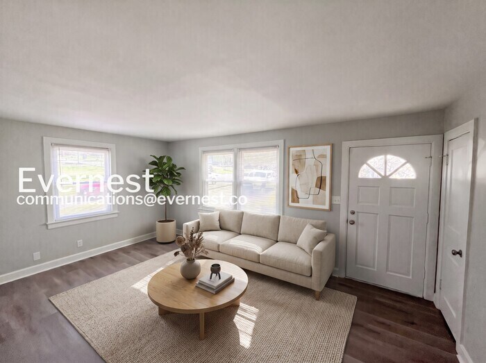 Building Photo - 149 Dellway Dr