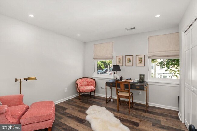 Building Photo - 2736 P St NW