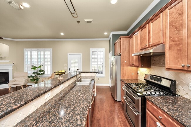 Building Photo - 10342 Solitaire Cir