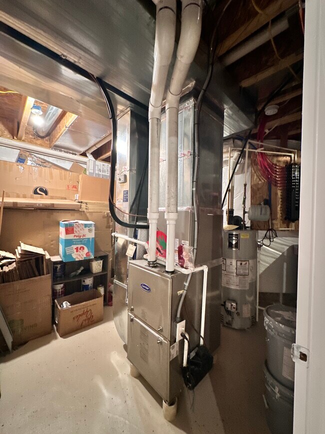 Building Photo - 126 Iron Hill Way