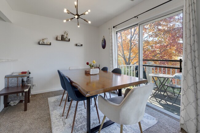 Building Photo - 204 Dublin Ln