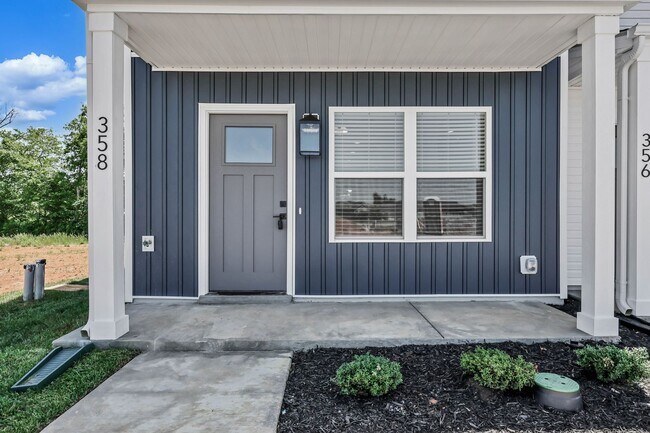 Building Photo - 358 Front Rdg Cir
