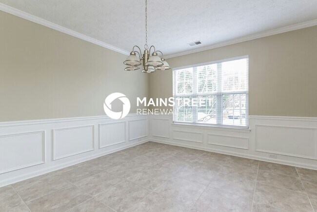 Building Photo - 4 Bedroom Pet-Friendly Home in Acworth, GA with Main Street Renewal