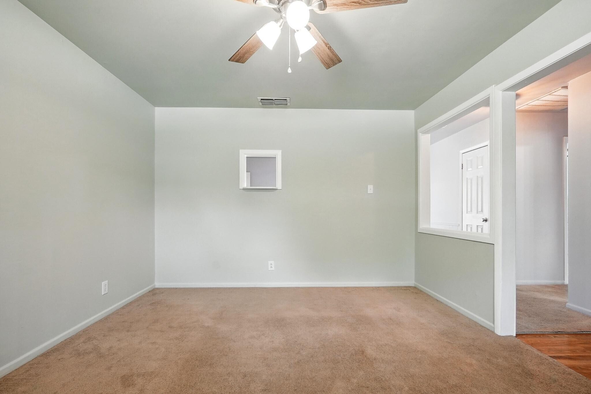 Building Photo - 2349 Marsalis Dr