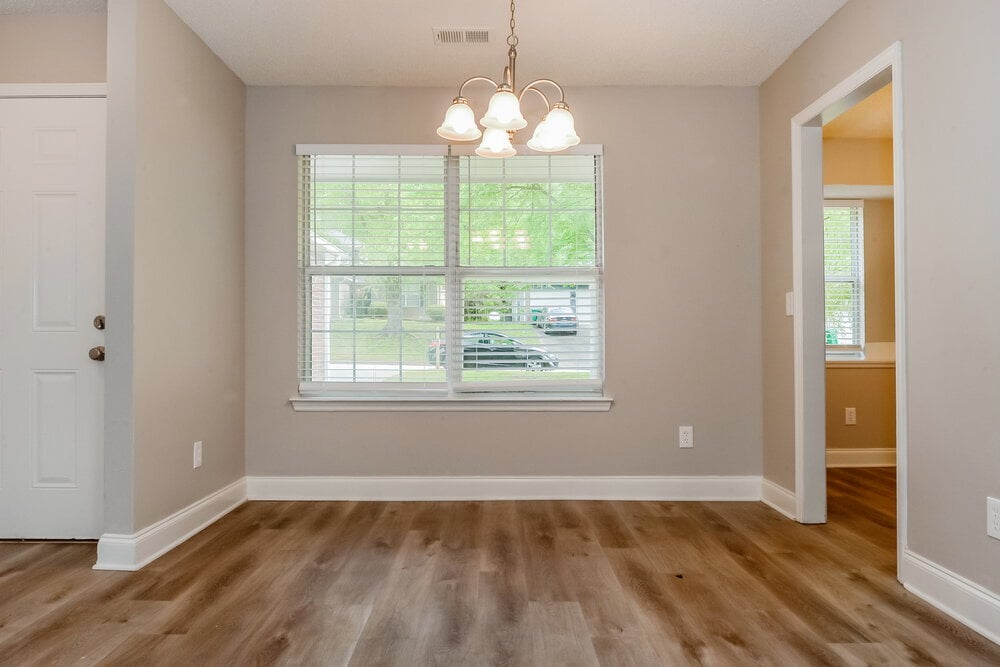 Building Photo - 1959 Corners Cir