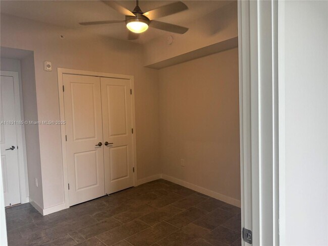 Building Photo - 2500 SW 22nd Terrace