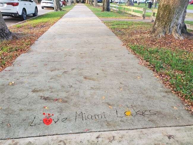 Building Photo - 8350 Dundee Terrace