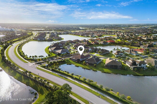 Building Photo - 8499 Serrano Cir