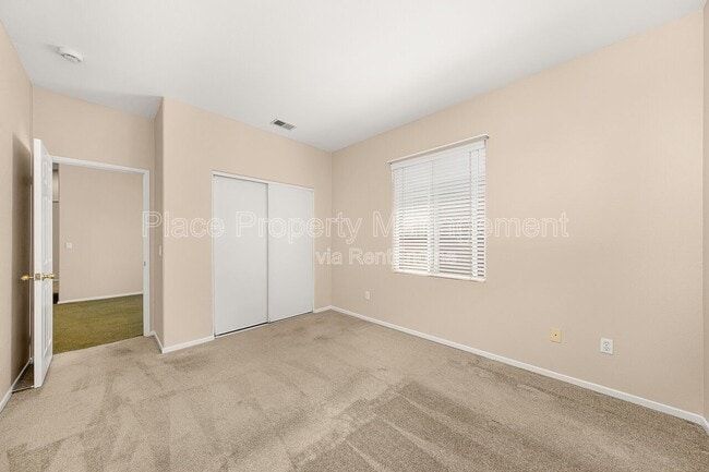 Building Photo - 6223 Avenida De Las Vistas