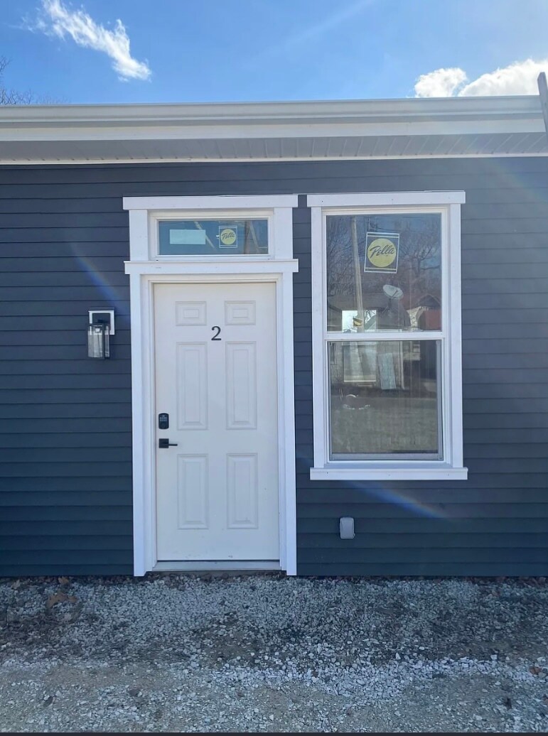 Building Photo - 203 E Ellsworth St