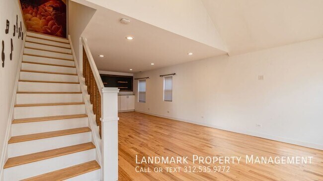 Building Photo - 2038 W 21st St